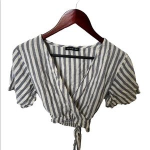Cotton-on crop linen wrap top